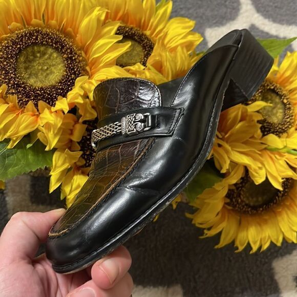 Vintage Brighton Slide-on Leather Shoes Made in Italy - Picture 12 of 14